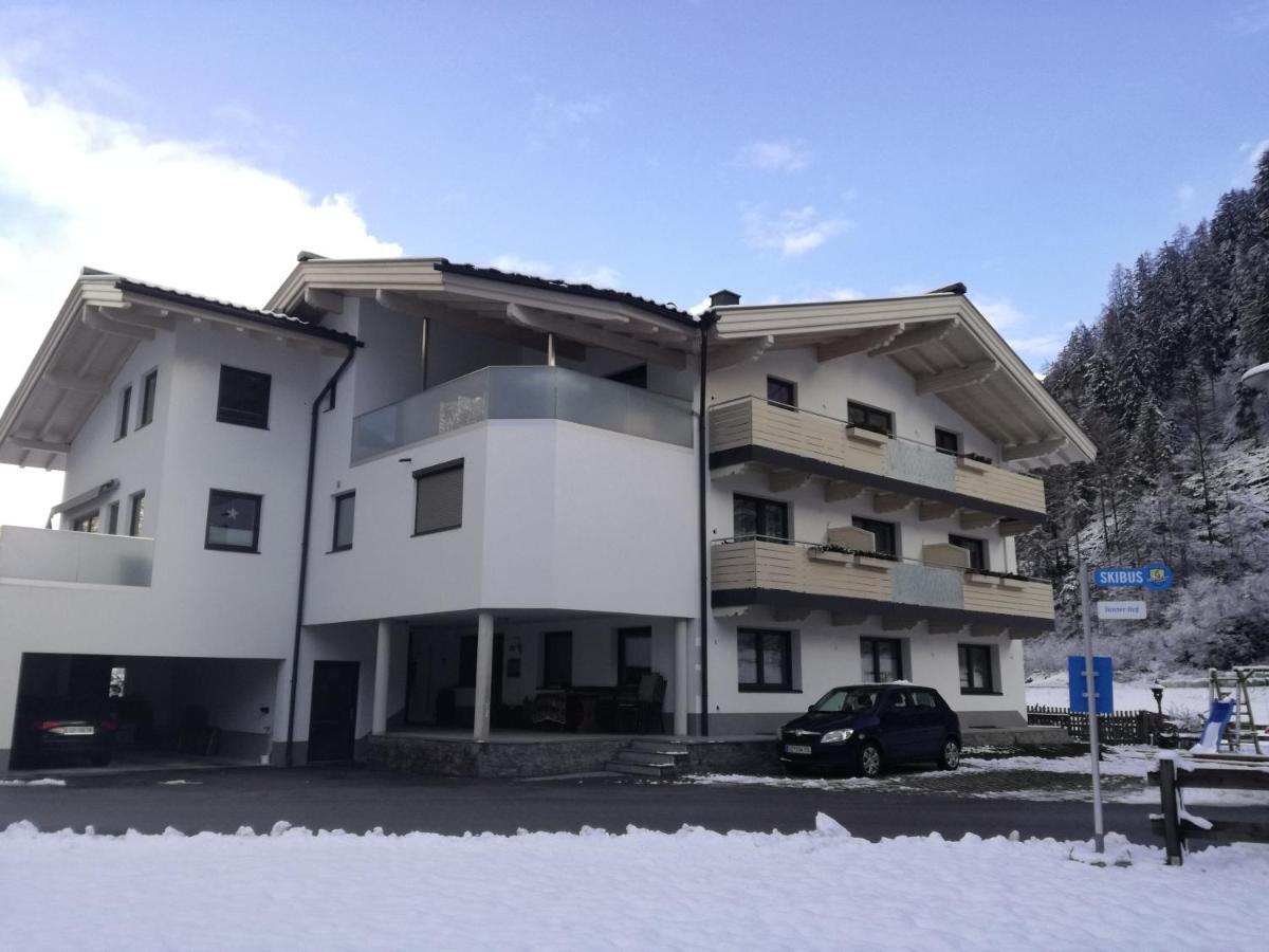 Gaestehaus Holaus Mayrhofen Exterior photo